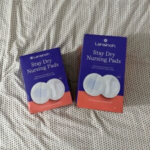 Lansinoh Stay Dry Disposable Nursing Pads, 135 count